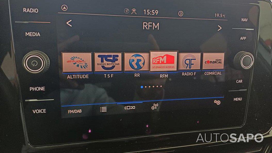 Volkswagen T-Roc 1.5 TSI Style de 2024