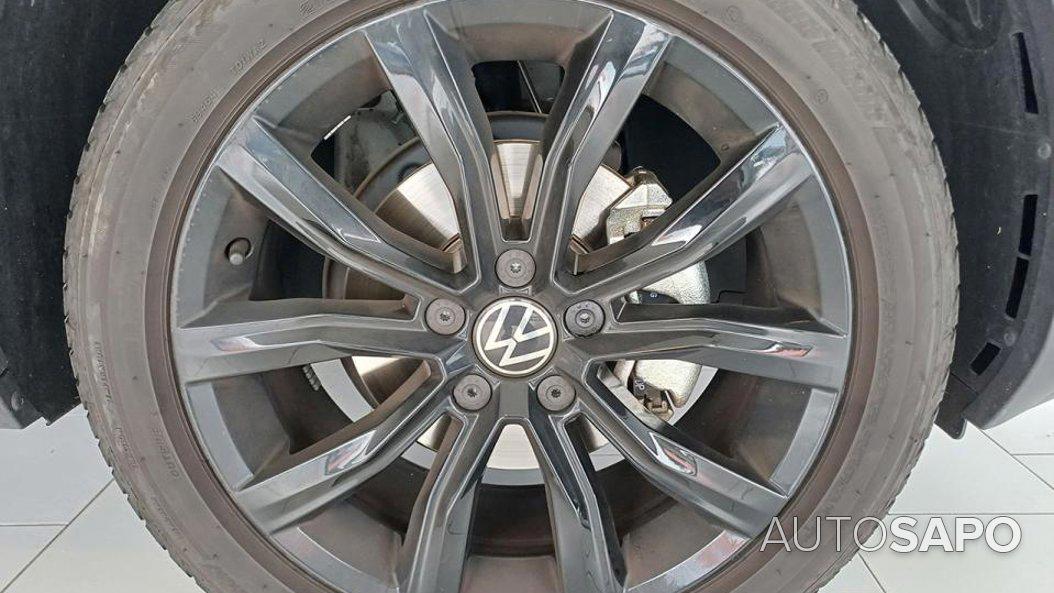 Volkswagen T-Roc 1.5 TSI Style de 2024