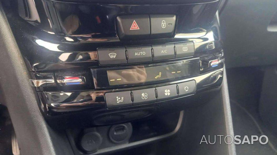 Peugeot 2008 1.2 PureTech Allure de 2019