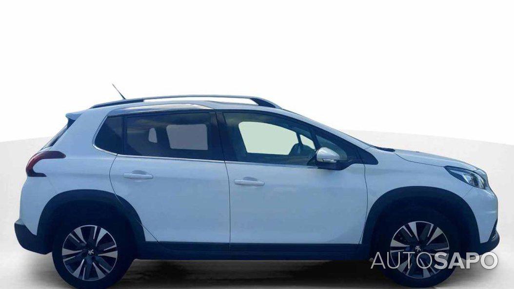 Peugeot 2008 1.2 PureTech Allure de 2019