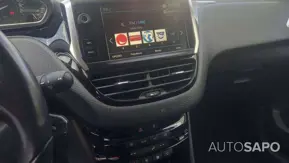 Peugeot 2008 1.2 PureTech Allure de 2019