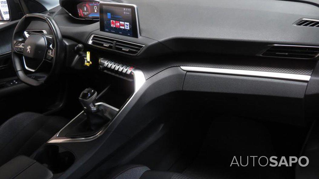 Peugeot 3008 1.5 BlueHDi Active de 2019