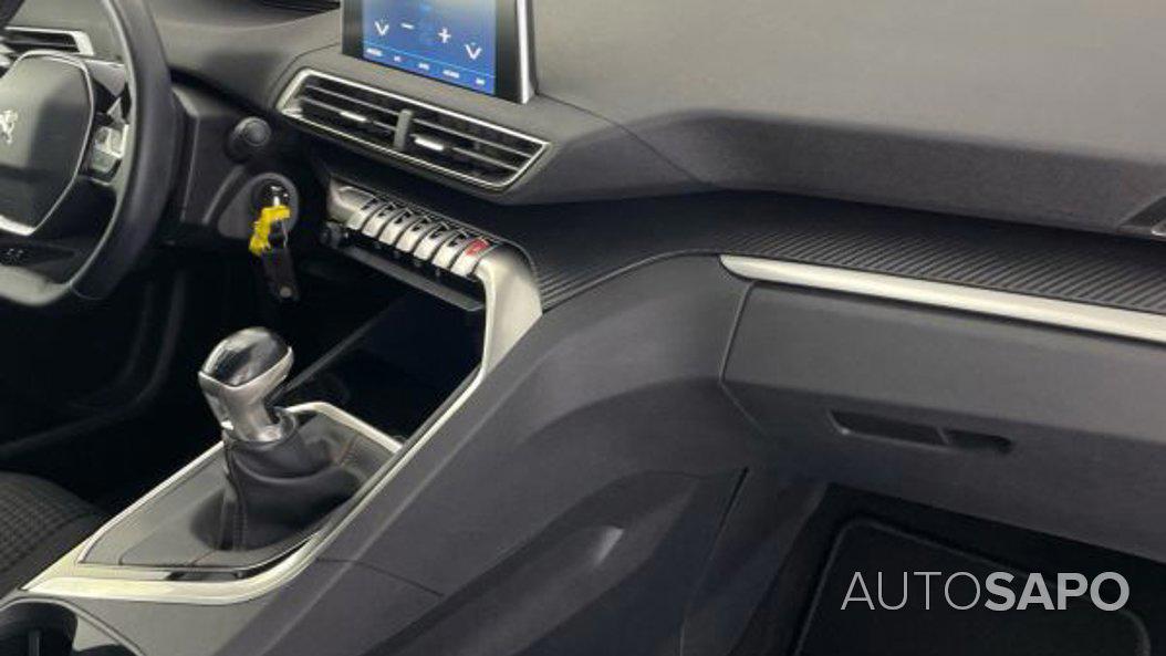 Peugeot 3008 1.5 BlueHDi Active de 2019