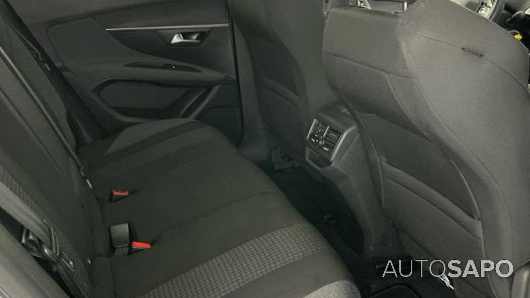 Peugeot 3008 1.5 BlueHDi Active de 2019