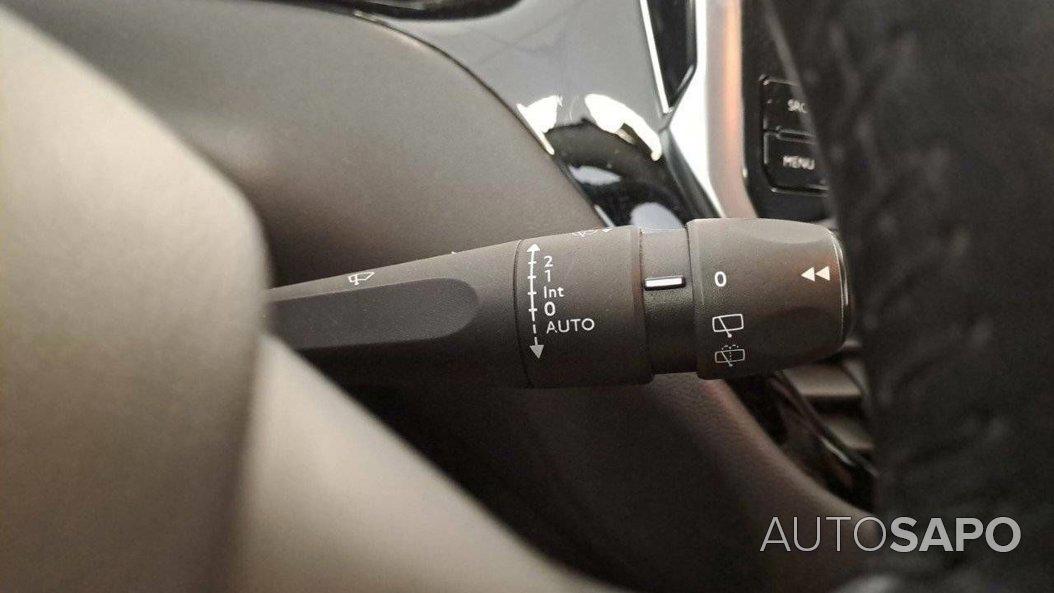 Peugeot 208 1.2 PureTech Life Signature de 2018