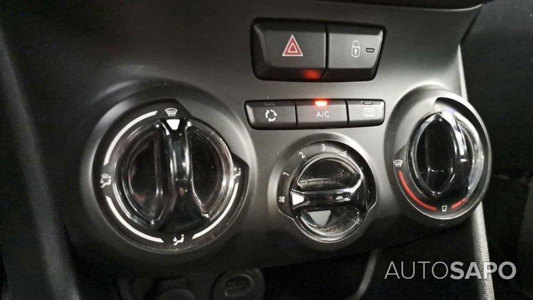 Peugeot 208 1.2 PureTech Life Signature de 2018