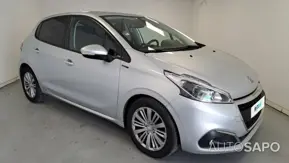 Peugeot 208 1.2 PureTech Life Signature de 2018