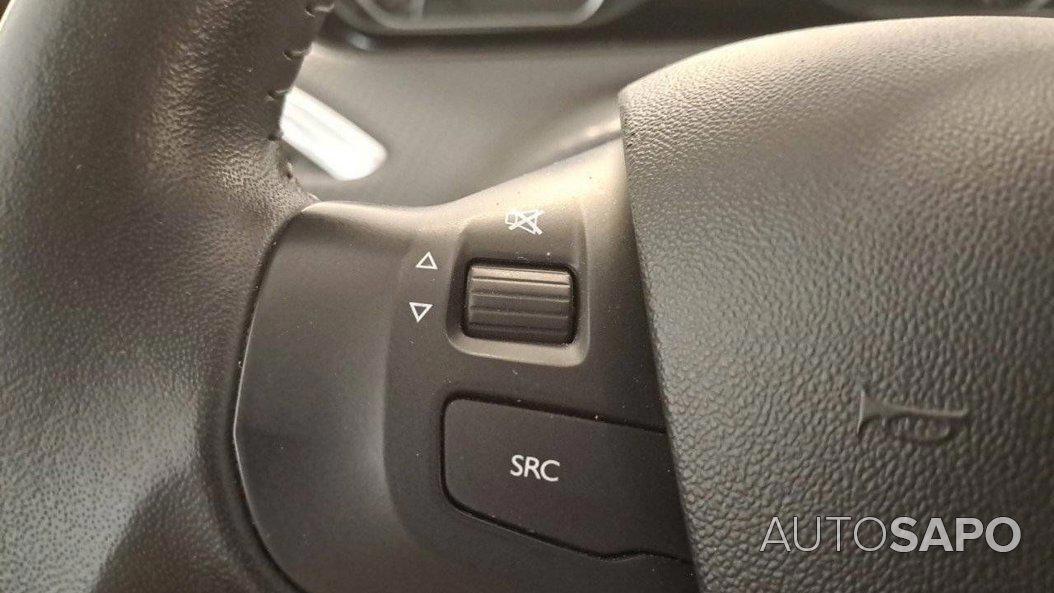 Peugeot 2008 1.2 PureTech Style de 2019