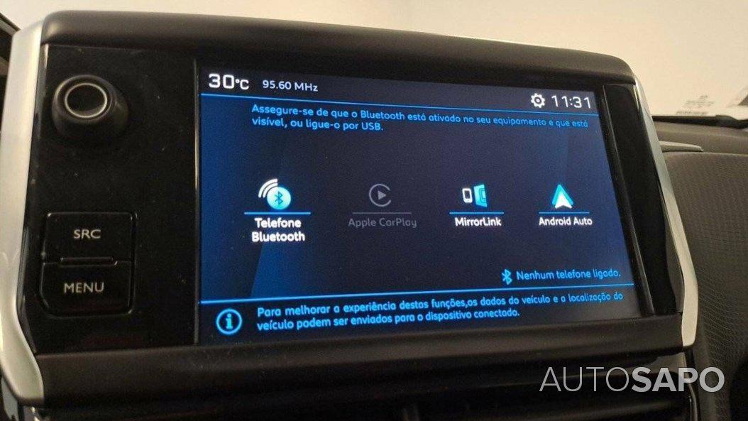 Peugeot 2008 1.2 PureTech Style de 2019