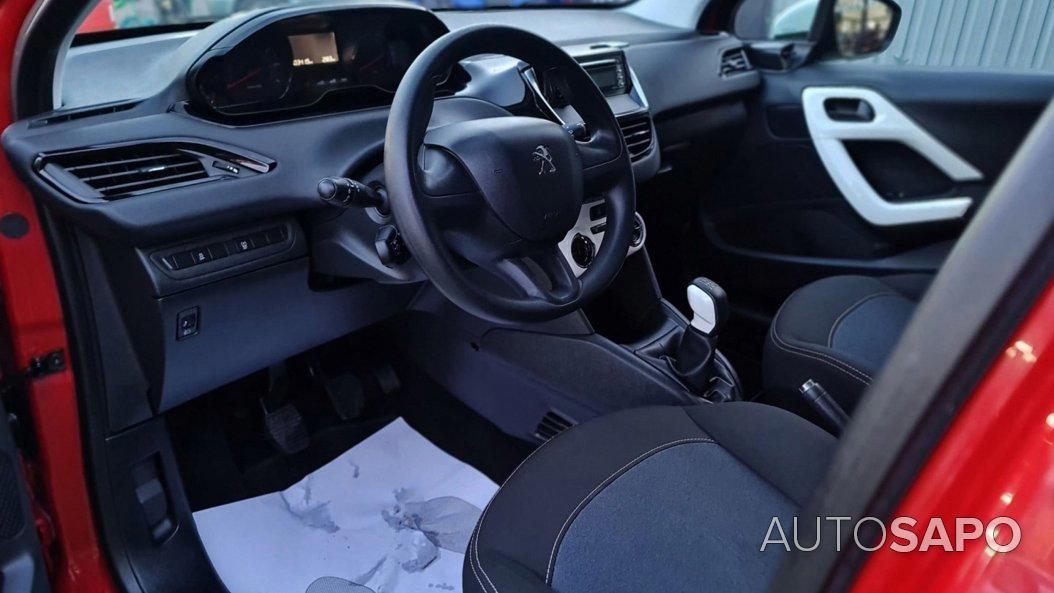 Peugeot 208 de 2015