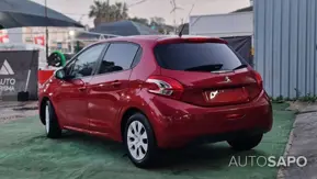 Peugeot 208 de 2015