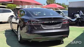 Tesla Model S 85D de 2016