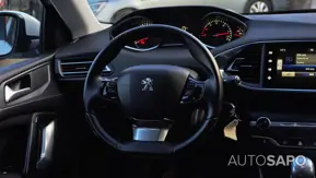 Peugeot 308 1.6 BlueHDi Allure J17 de 2015