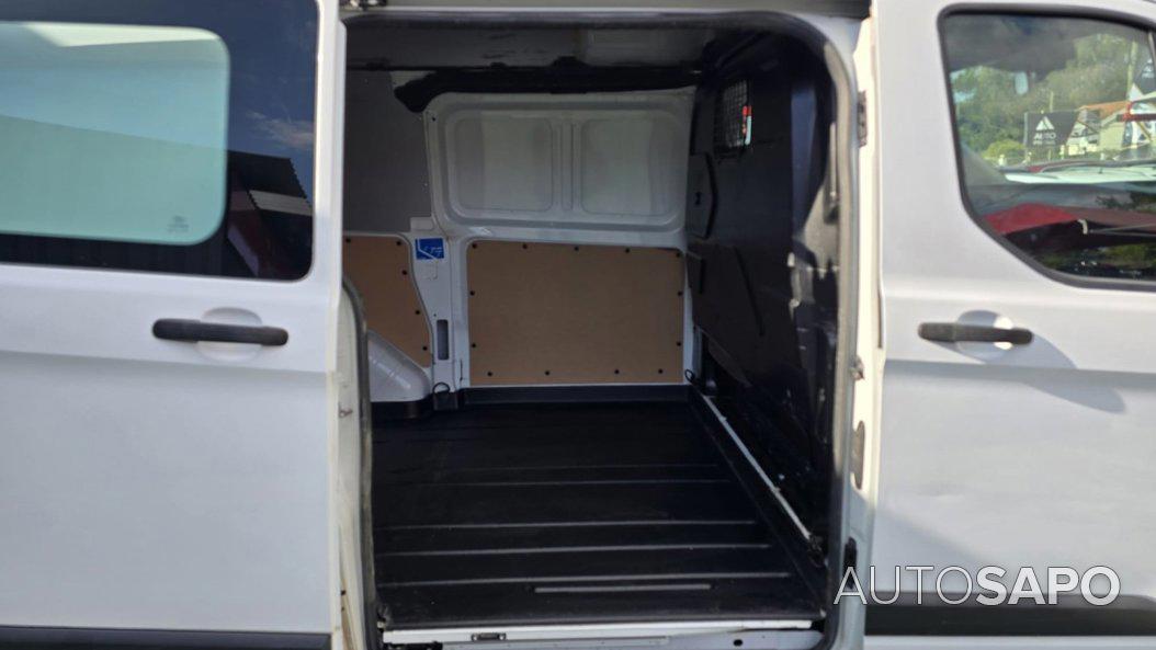 Ford Transit 300L1 2.0 TDCi H2-Tecto Alto Ambiente de 2018