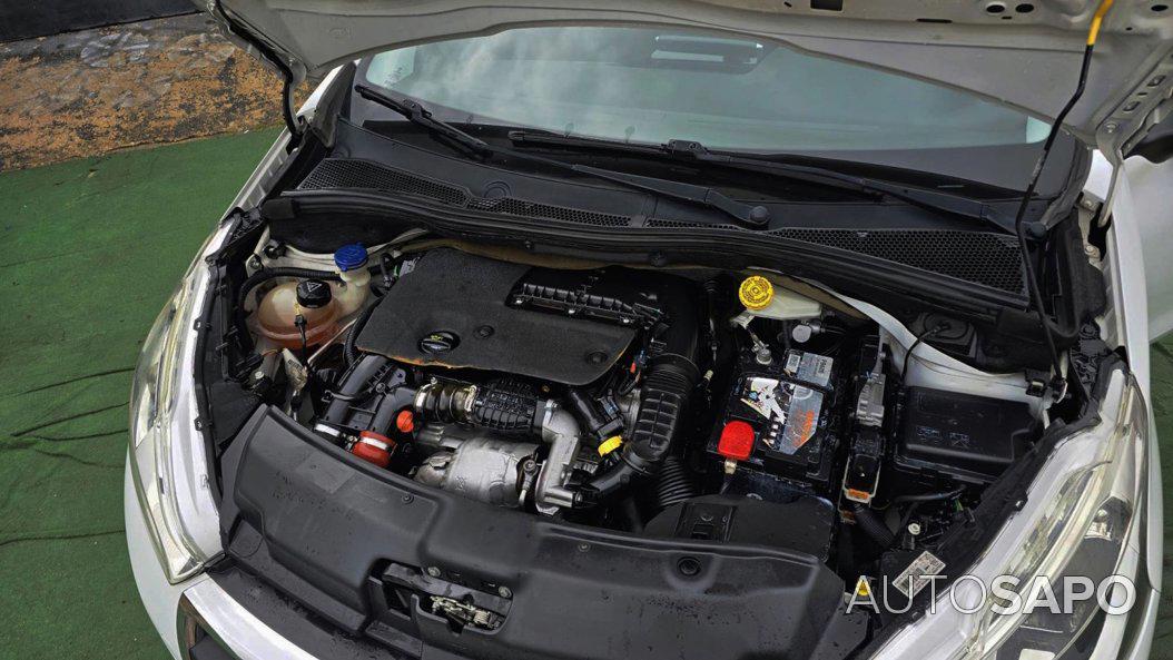 Peugeot 208 de 2016