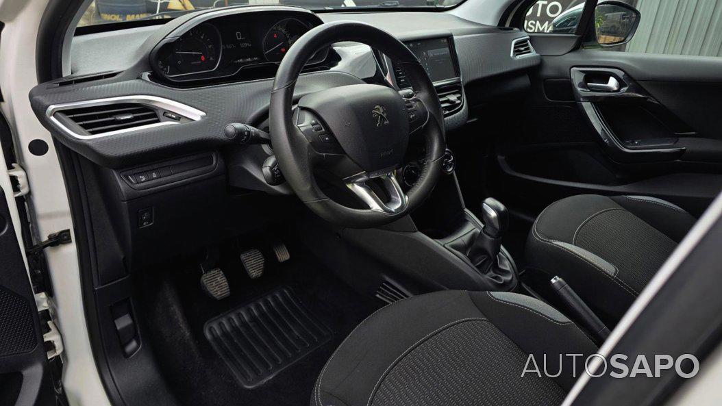 Peugeot 208 de 2016
