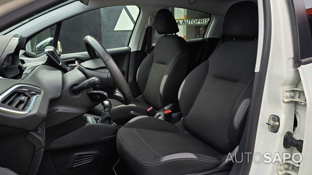 Peugeot 208 de 2016