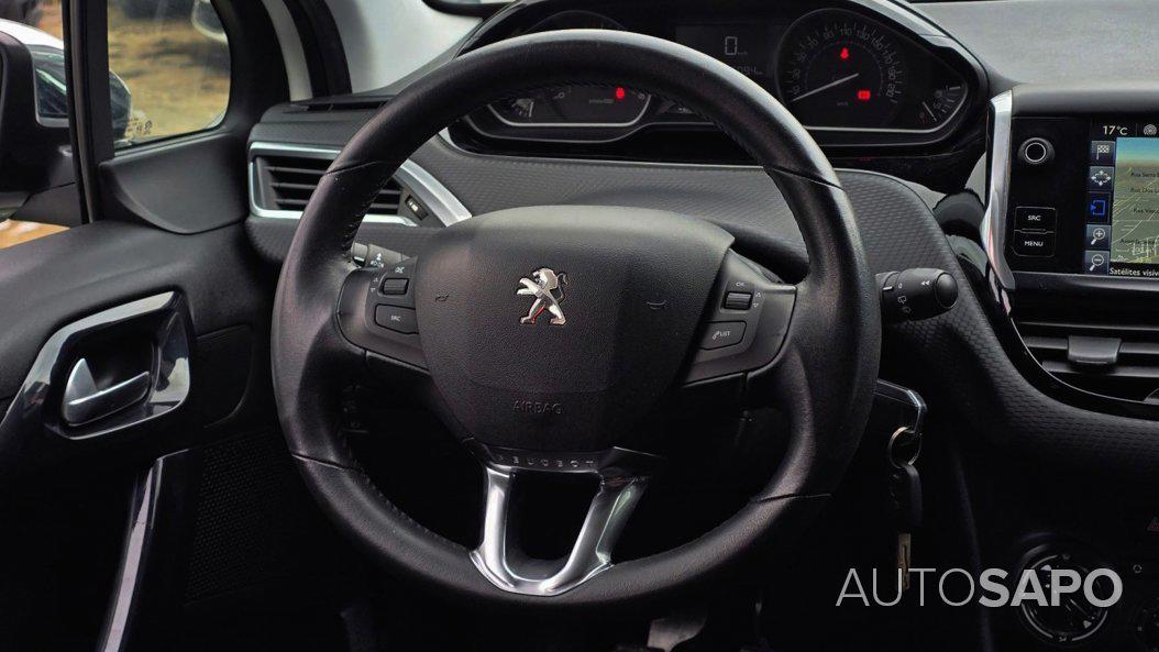 Peugeot 208 de 2016