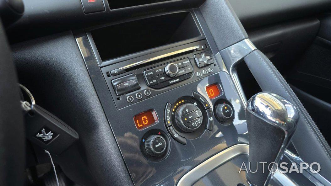 Peugeot 3008 1.6 e-HDi SE Style 2-Tronic de 2014