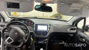 Peugeot 208 1.2 PureTech Allure de 2018