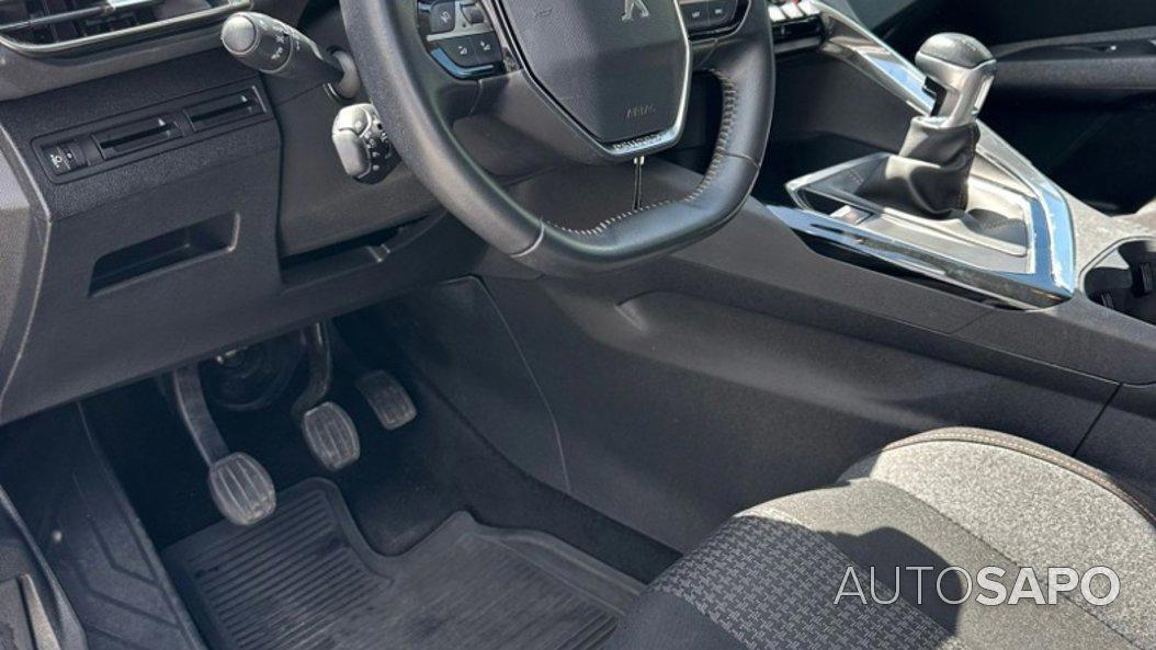 Peugeot 5008 1.5 BlueHDi Active de 2020