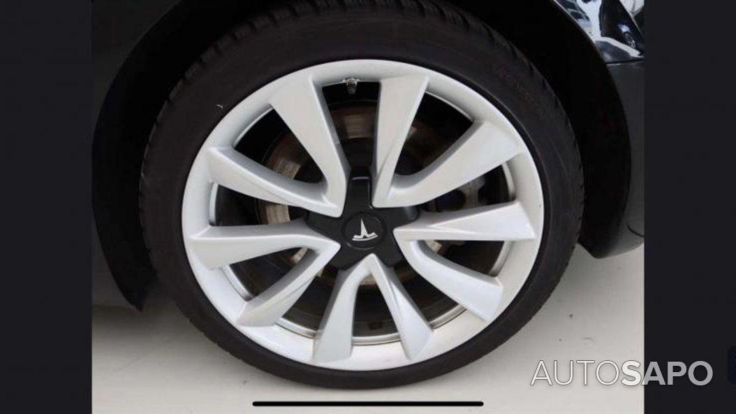 Tesla Model 3 Long-Range Dual Motor AWD de 2019