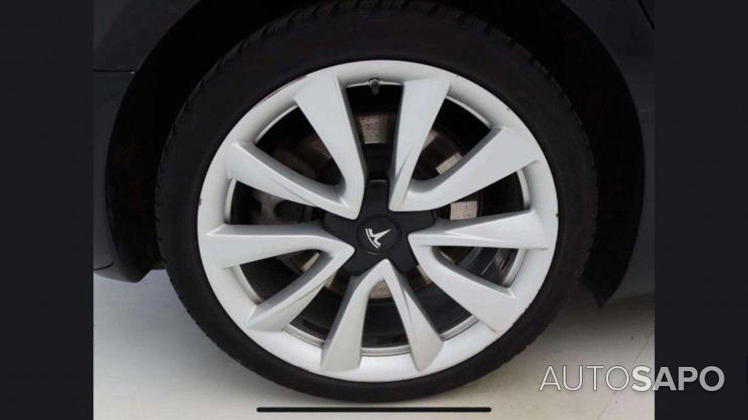 Tesla Model 3 Long-Range Dual Motor AWD de 2019