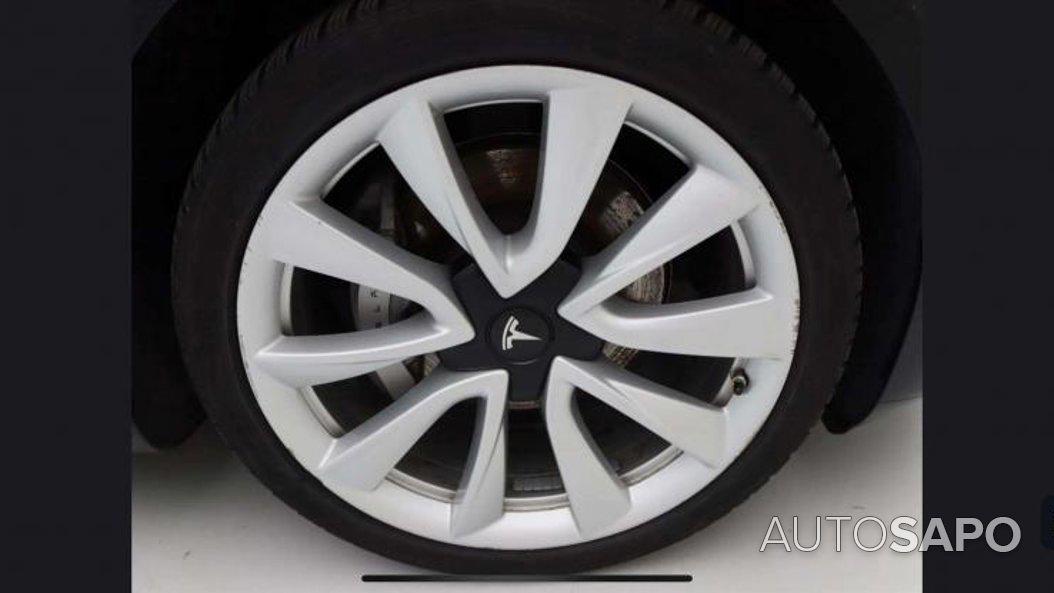 Tesla Model 3 Long-Range Dual Motor AWD de 2019