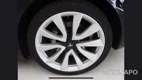 Tesla Model 3 Long-Range Dual Motor AWD de 2019