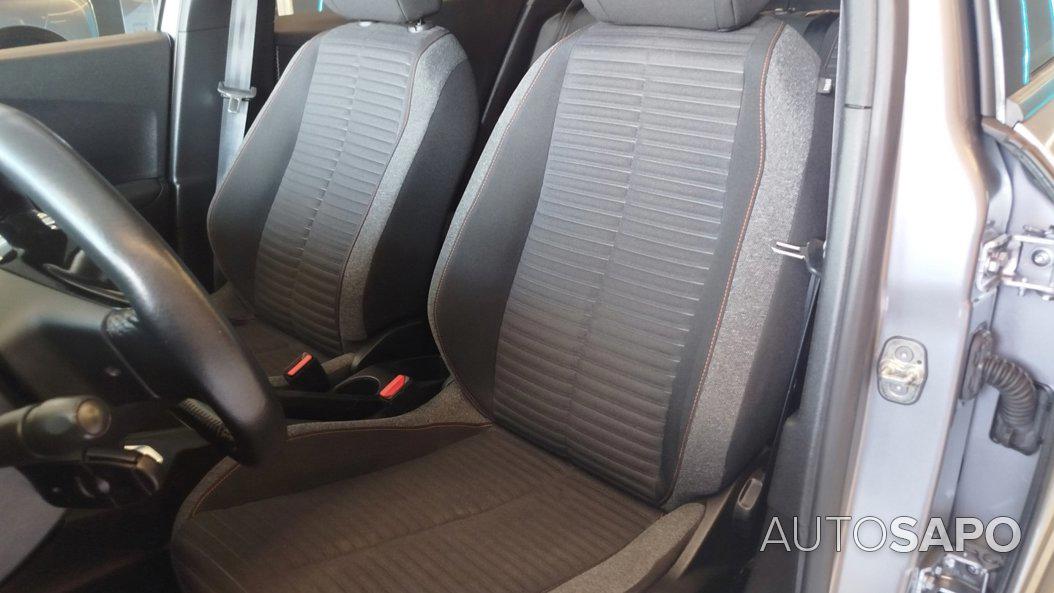 Peugeot 2008 1.5 BlueHDi Active de 2020