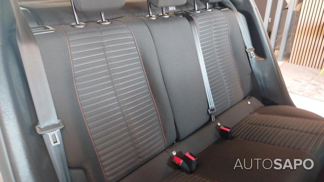 Peugeot 2008 1.5 BlueHDi Active de 2020