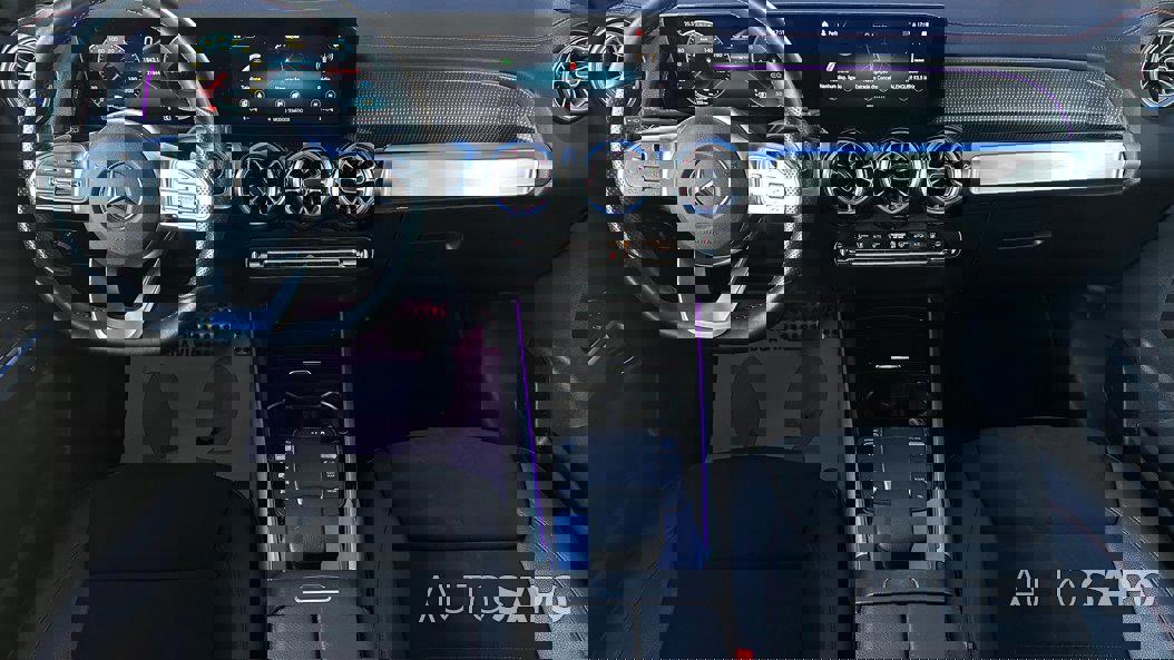 Mercedes-Benz EQB de 2024
