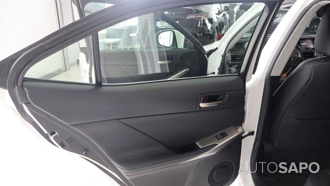 Lexus IS de 2018