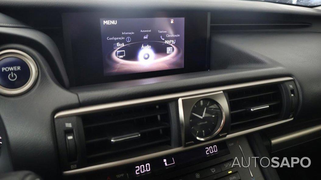 Lexus IS de 2018