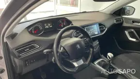 Peugeot 308 de 2015