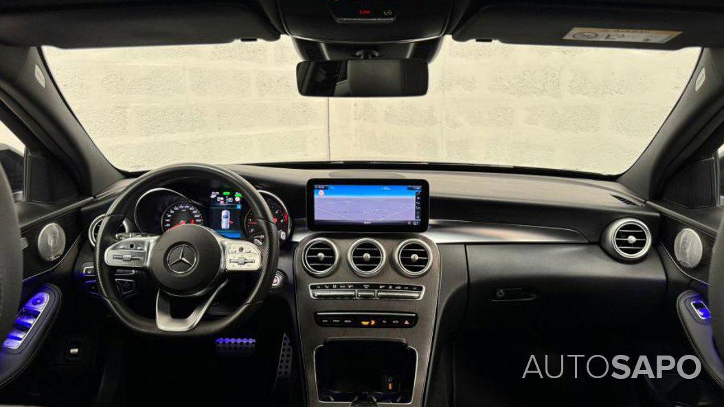 Mercedes-Benz Classe C 300 de AMG Line de 2020
