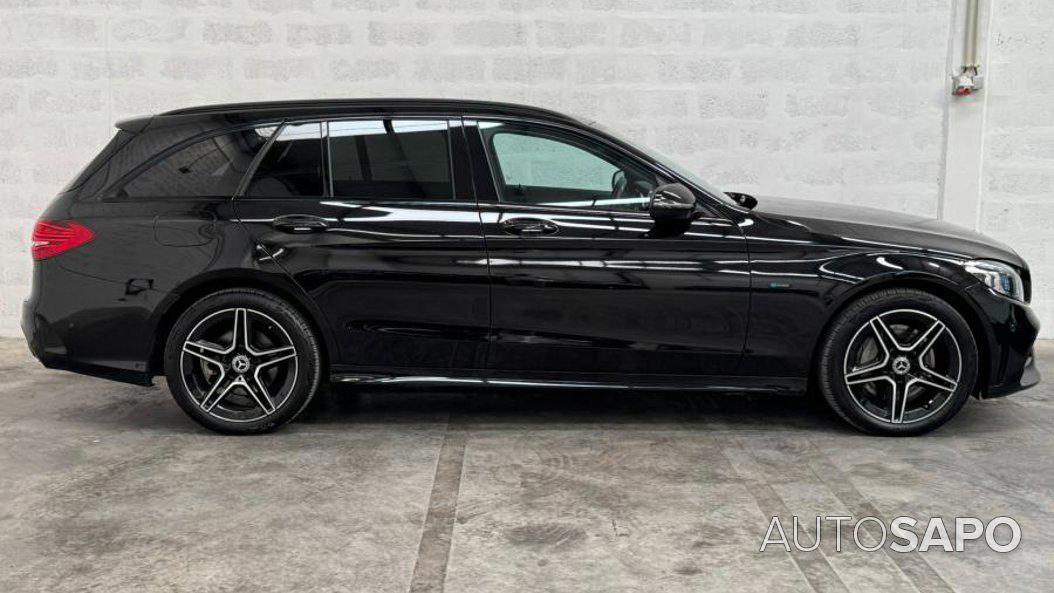 Mercedes-Benz Classe C 300 de AMG Line de 2020