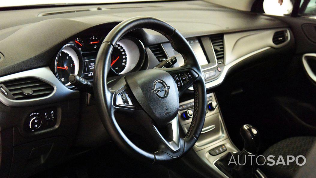 Opel Astra de 2019