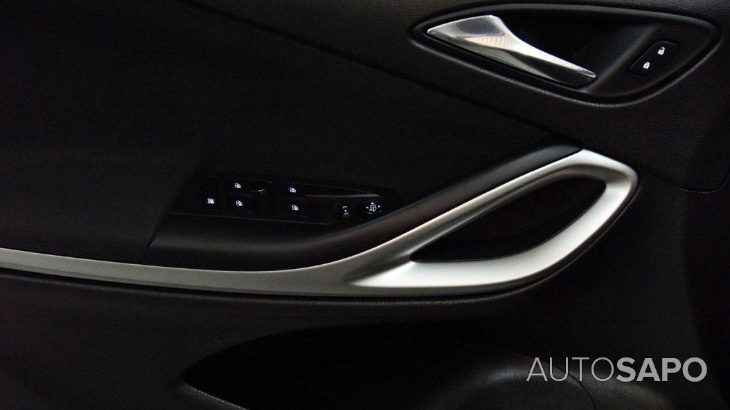 Opel Astra de 2019