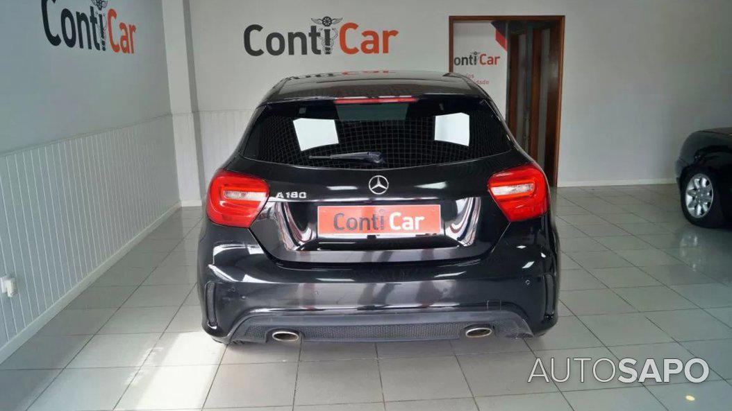 Mercedes-Benz Classe A 180 CDi BlueEfficiency AMG Sport Aut. de 2015