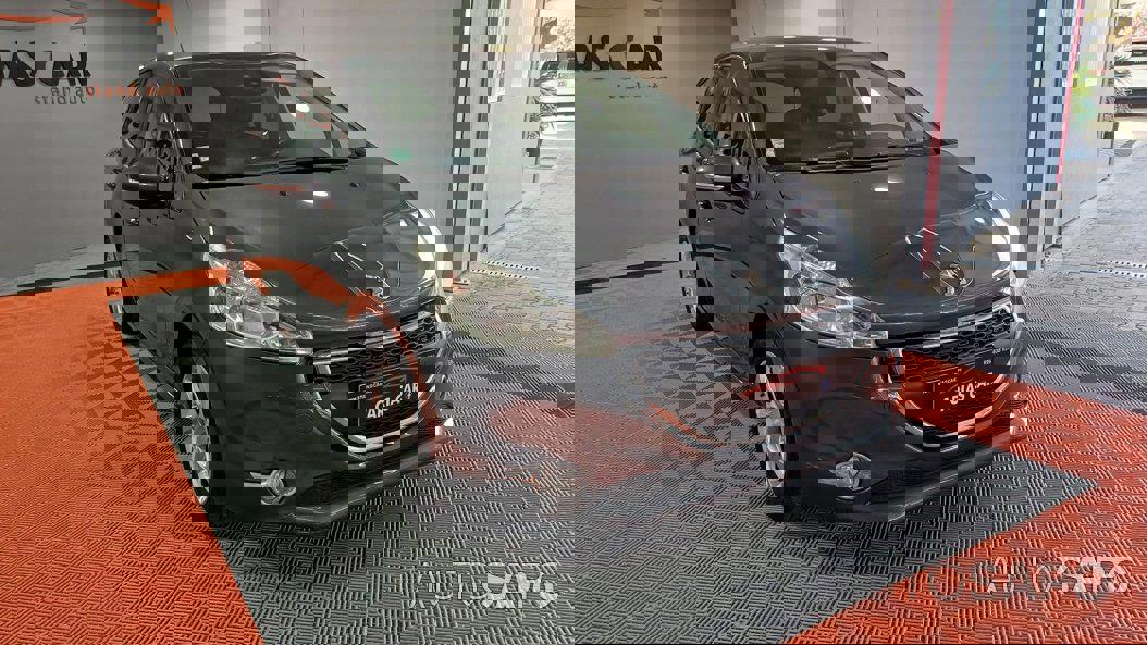 Peugeot 208 de 2013