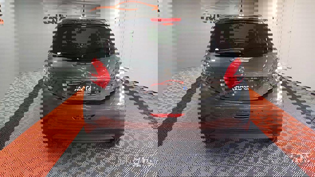 Peugeot 208 de 2013