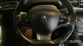 Peugeot 308 1.2 PureTech Allure EAT6 de 2015