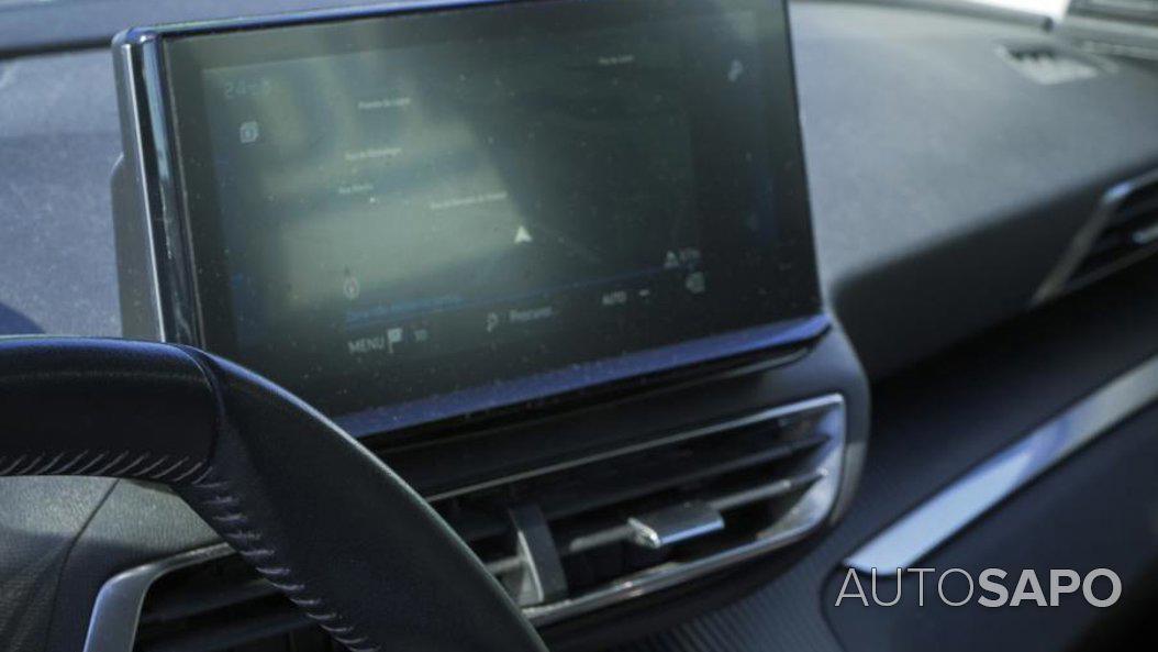 Peugeot 3008 1.5 BlueHDi Style de 2021