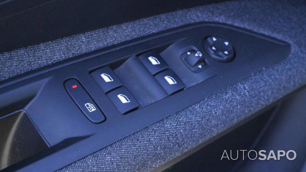 Peugeot 3008 1.5 BlueHDi Style de 2021