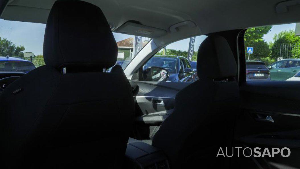 Peugeot 3008 1.5 BlueHDi Style de 2021