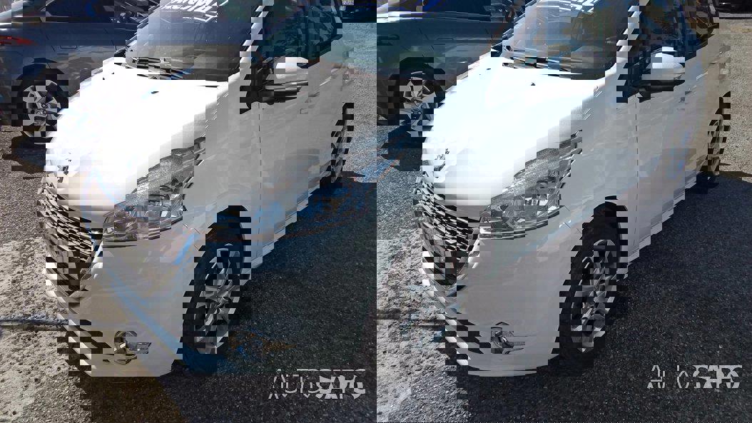 Peugeot 208 de 2015