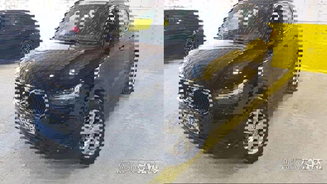Volvo XC40 1.5 T2 Momentum Core Geartronic de 2021