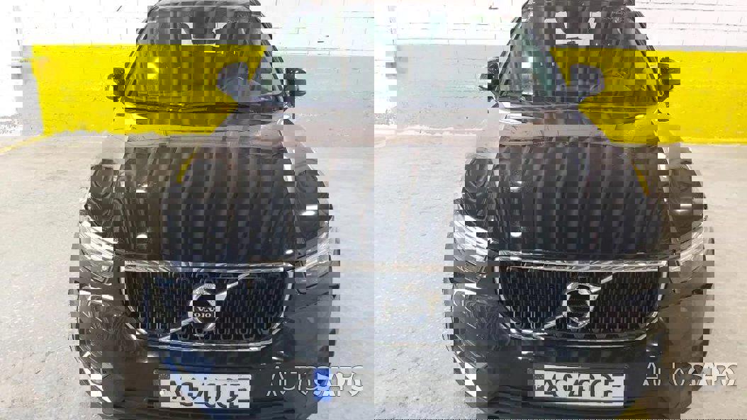 Volvo XC40 1.5 T2 Momentum Core Geartronic de 2021