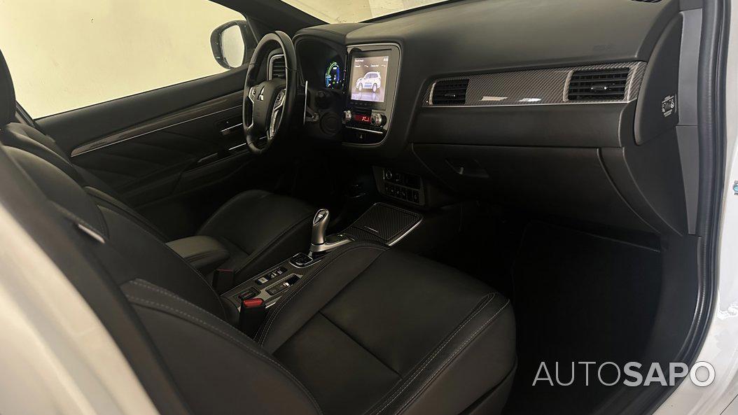 Mitsubishi Outlander 2.4 PHEV Instyle de 2021